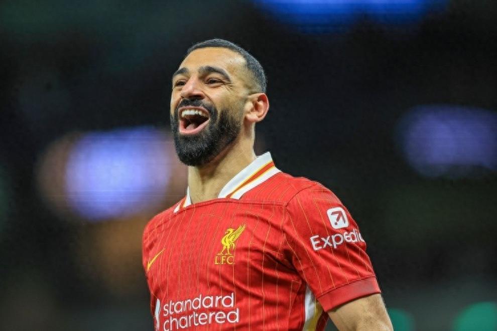 萨拉赫在巴塞罗那比赛中大胜，关键助攻引发热议！(萨拉赫十佳球)